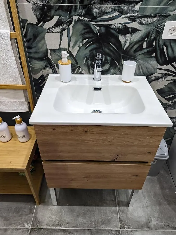 Amari Home كاتانيا
